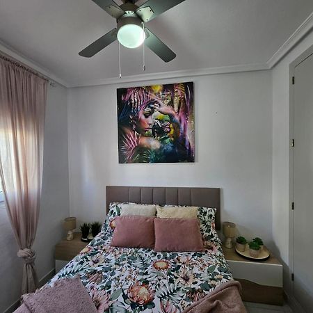 Apartamento Pod Papugami Torrevieja Exterior foto