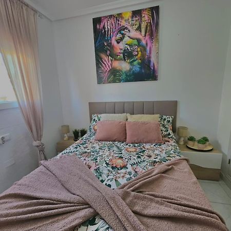 Apartamento Pod Papugami Torrevieja Exterior foto
