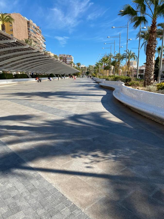 Apartamento Pod Papugami Torrevieja Exterior foto