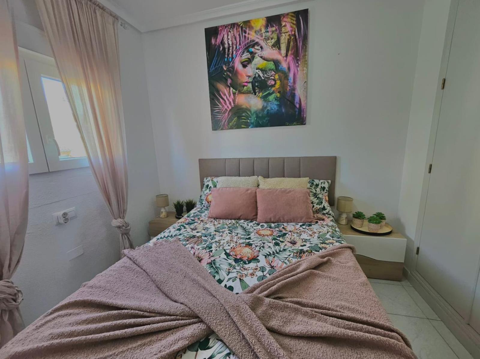 Apartamento Pod Papugami Torrevieja Exterior foto